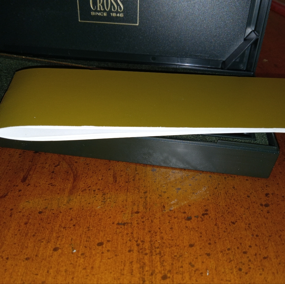 Cross Box - Picture 3 of 16